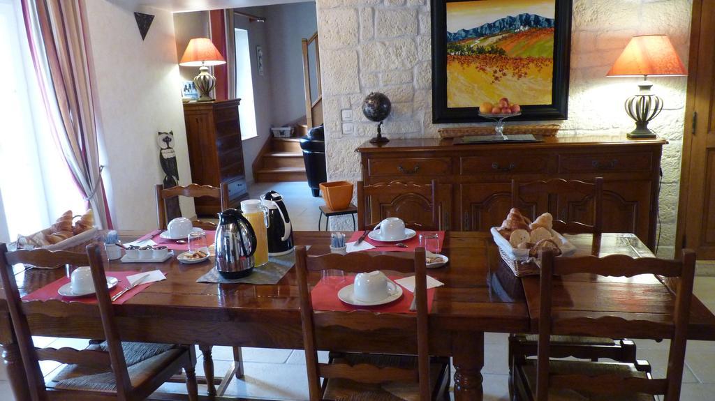Bed and Breakfast La Cyrillaure Mosnes Zewnętrze zdjęcie